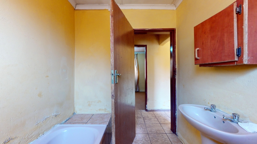 To Let 3 Bedroom Property for Rent in Ikageng North West